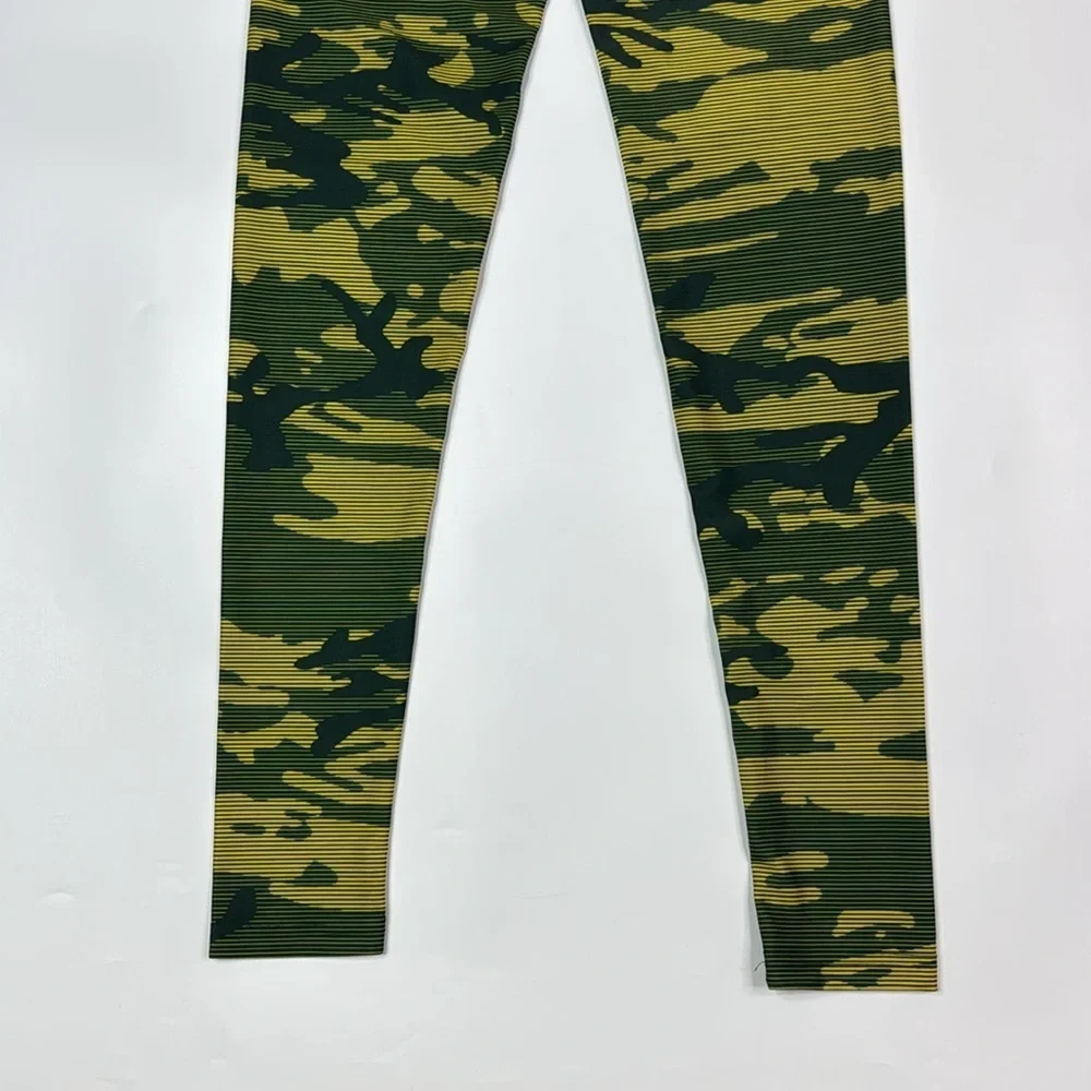 NFL Green Bay Packers Green Camo Leggings Size Small